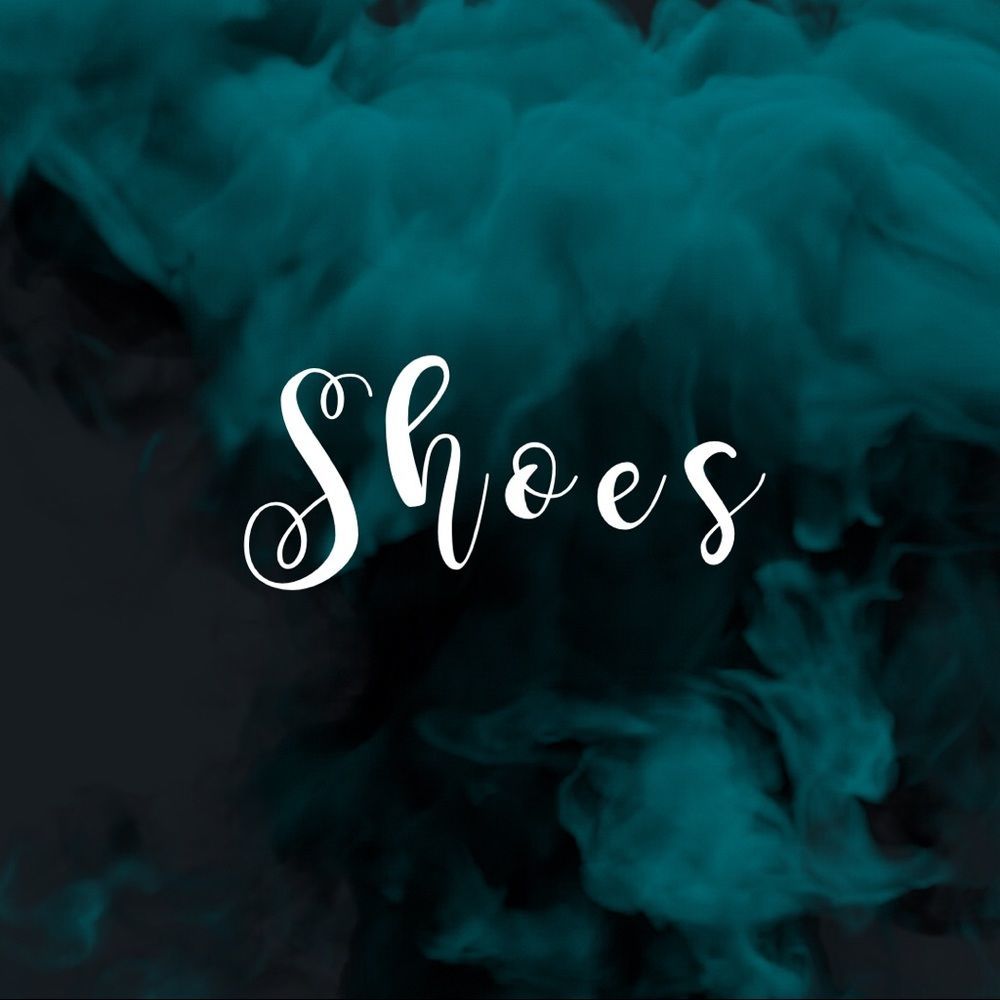 PLENTY OF SHOES